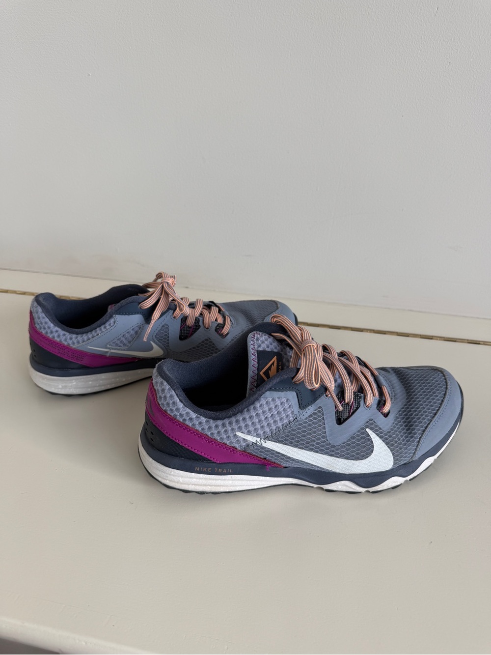 Nike Juniper Trail Running Shoes Gray Magenta Women’s 7.5